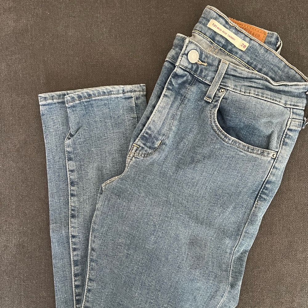 Levi’s 721 skinny, high rise